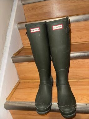 Hunter Women's Olive Green Tall Rain Boots